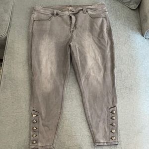 Seven7 Melissa McCarthy black pencil jeans.